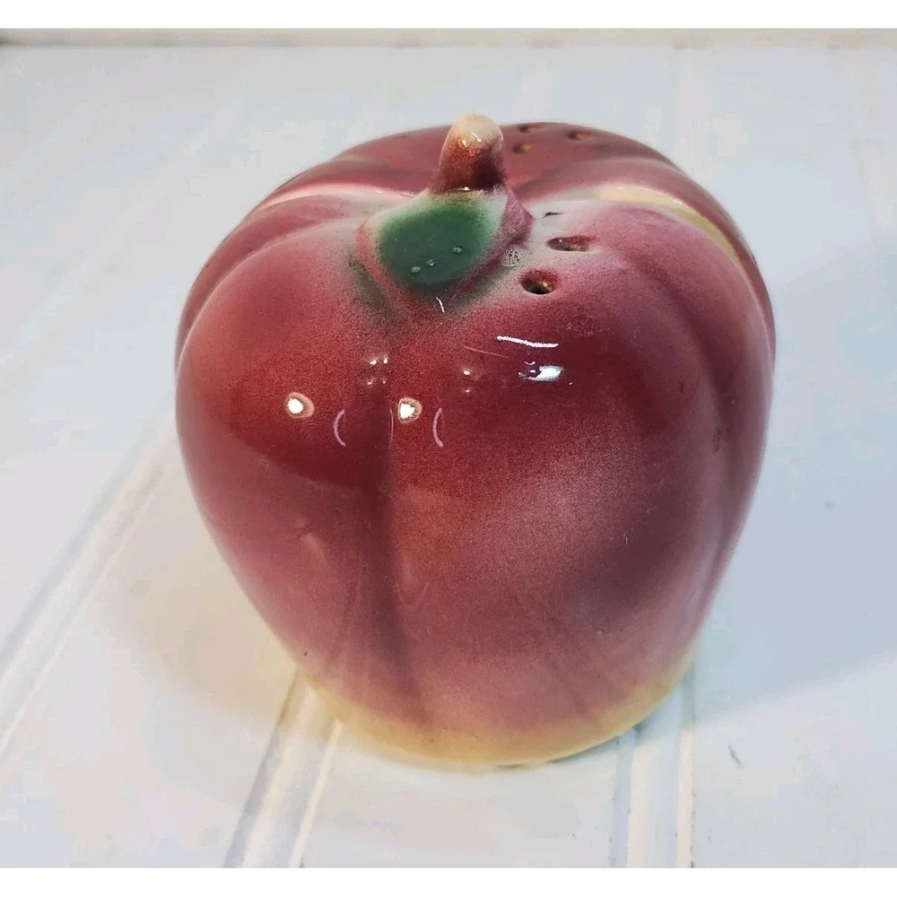 Vintage Ceramic Apple Halves Salt & Pepper Shakers CottageCore Country Red 2 PC